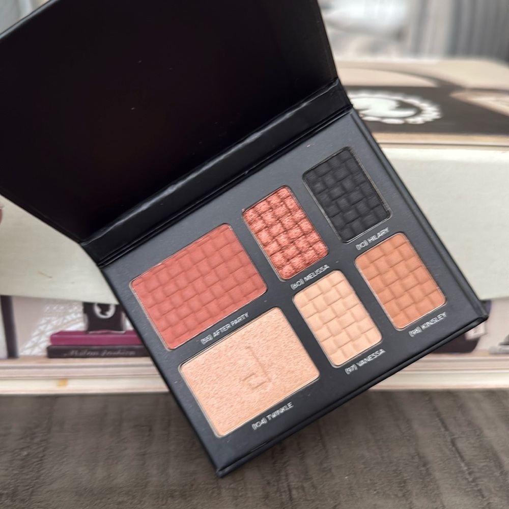 Doucce On The Go Palette - New